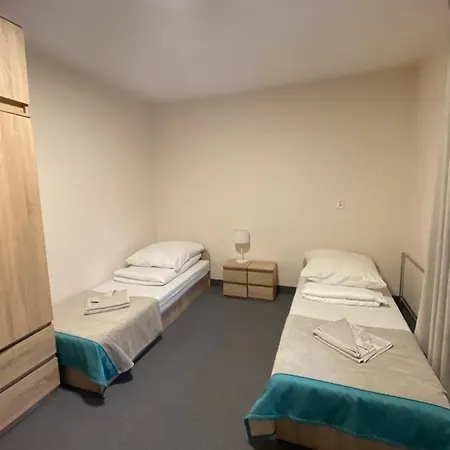 מלון דירות Pokoje Goscinne Holtur Podczele קולובז'ג