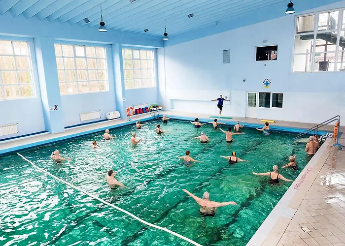 Pokoje Goscinne Holtur Podczele Apartahotel *