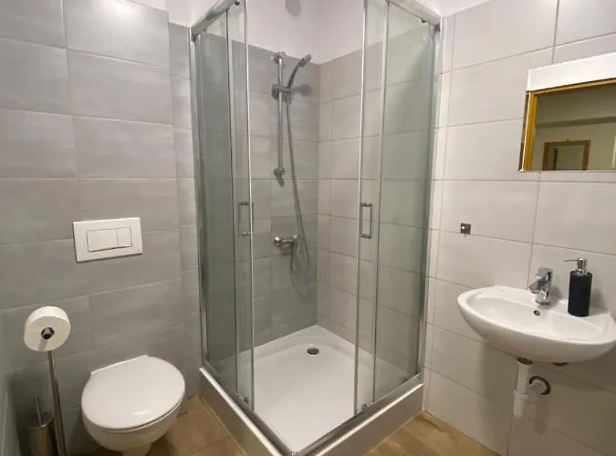 Pokoje Goscinne Holtur Podczele